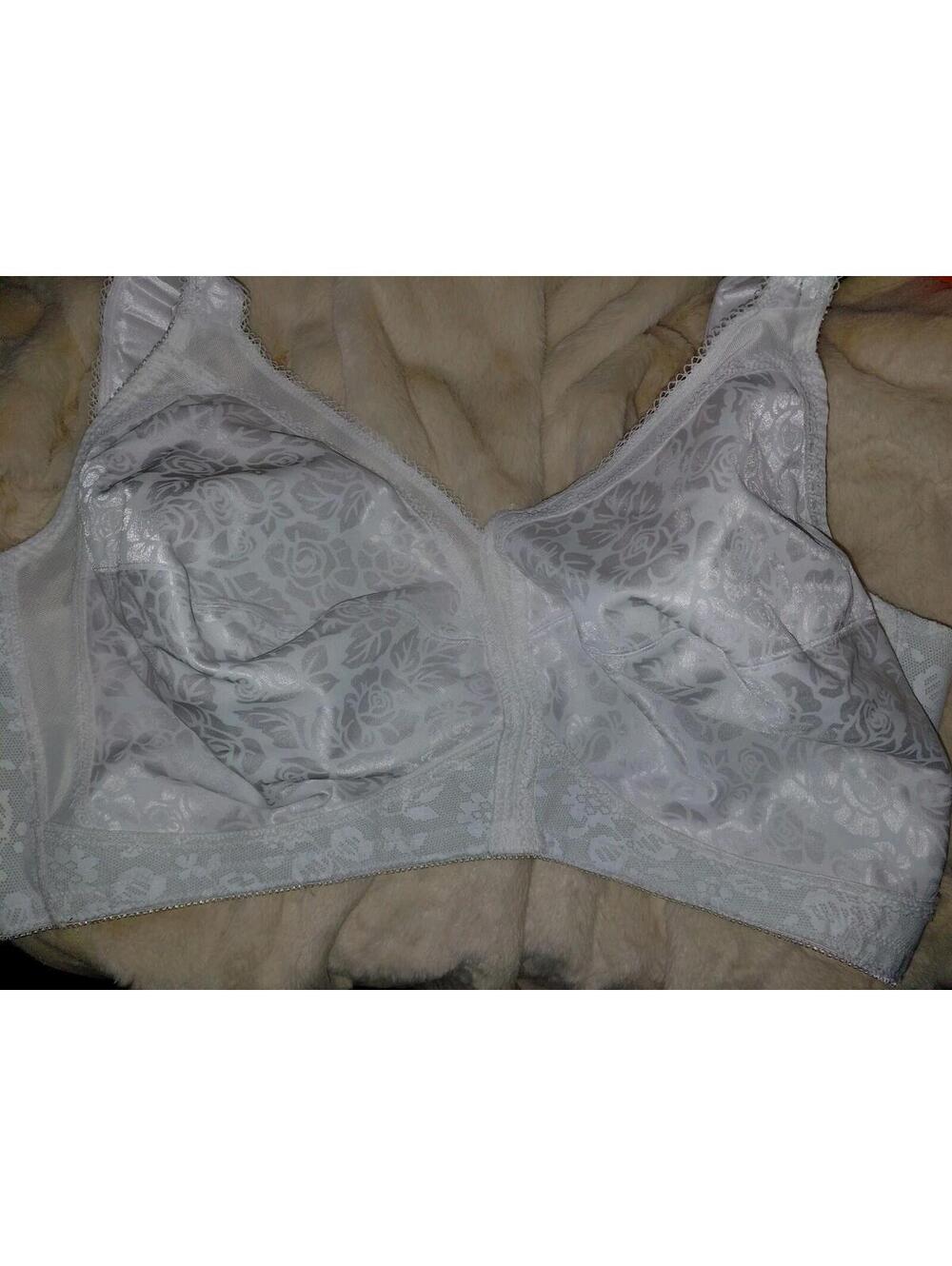 Playtext bra white 52 DD Padded straps